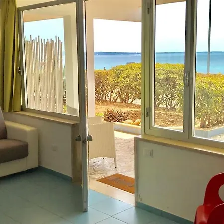 Nicola's House 3*
